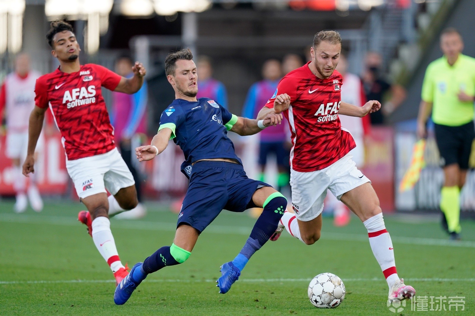 辽宁本钢迎意甲关键赛，赛后绝杀压哨，更衣室稳定，医务组通报恢复