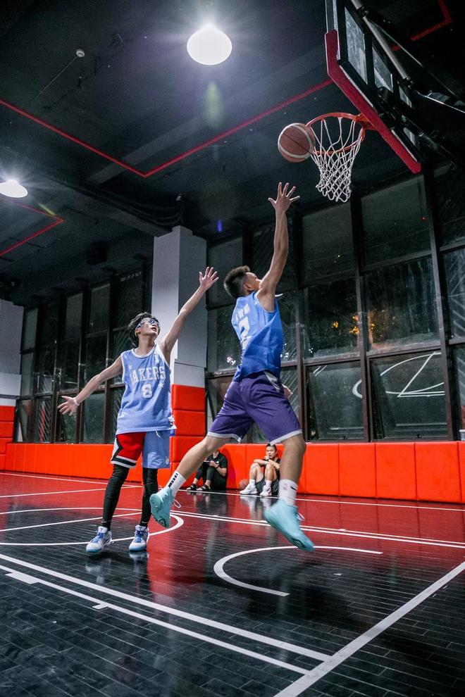 辽宁本钢迎意甲关键赛，赛后绝杀压哨，更衣室稳定，医务组通报恢复